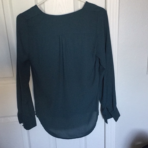 H&M blouse - Picture 3 of 5